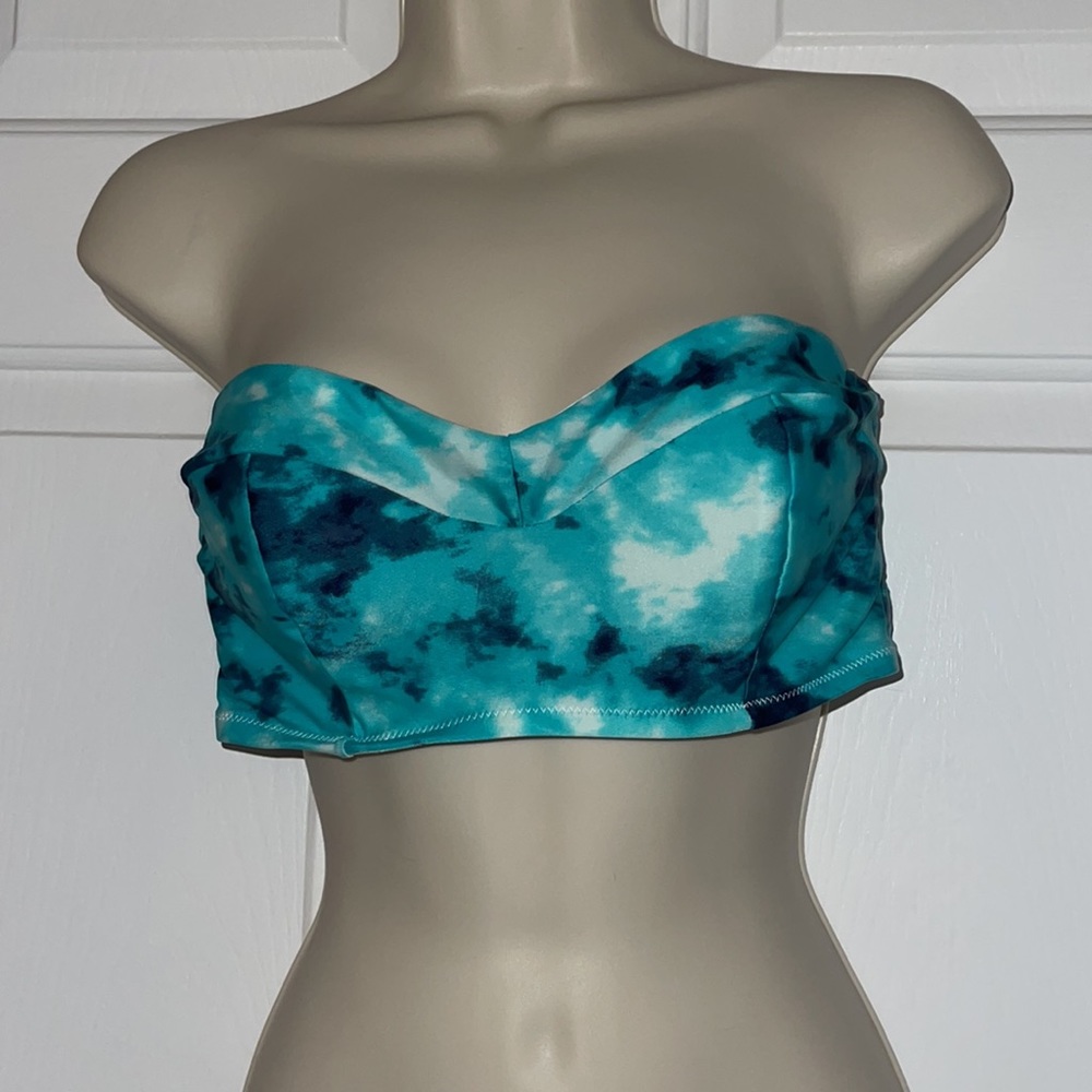 Strapless bathing suit top